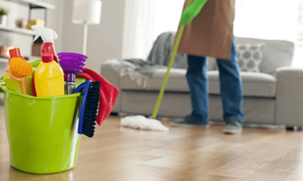 Dọn dẹp nhà cửa luôn là cách làm bảo vệ sức khoẻ tốt nhất cho gia đình